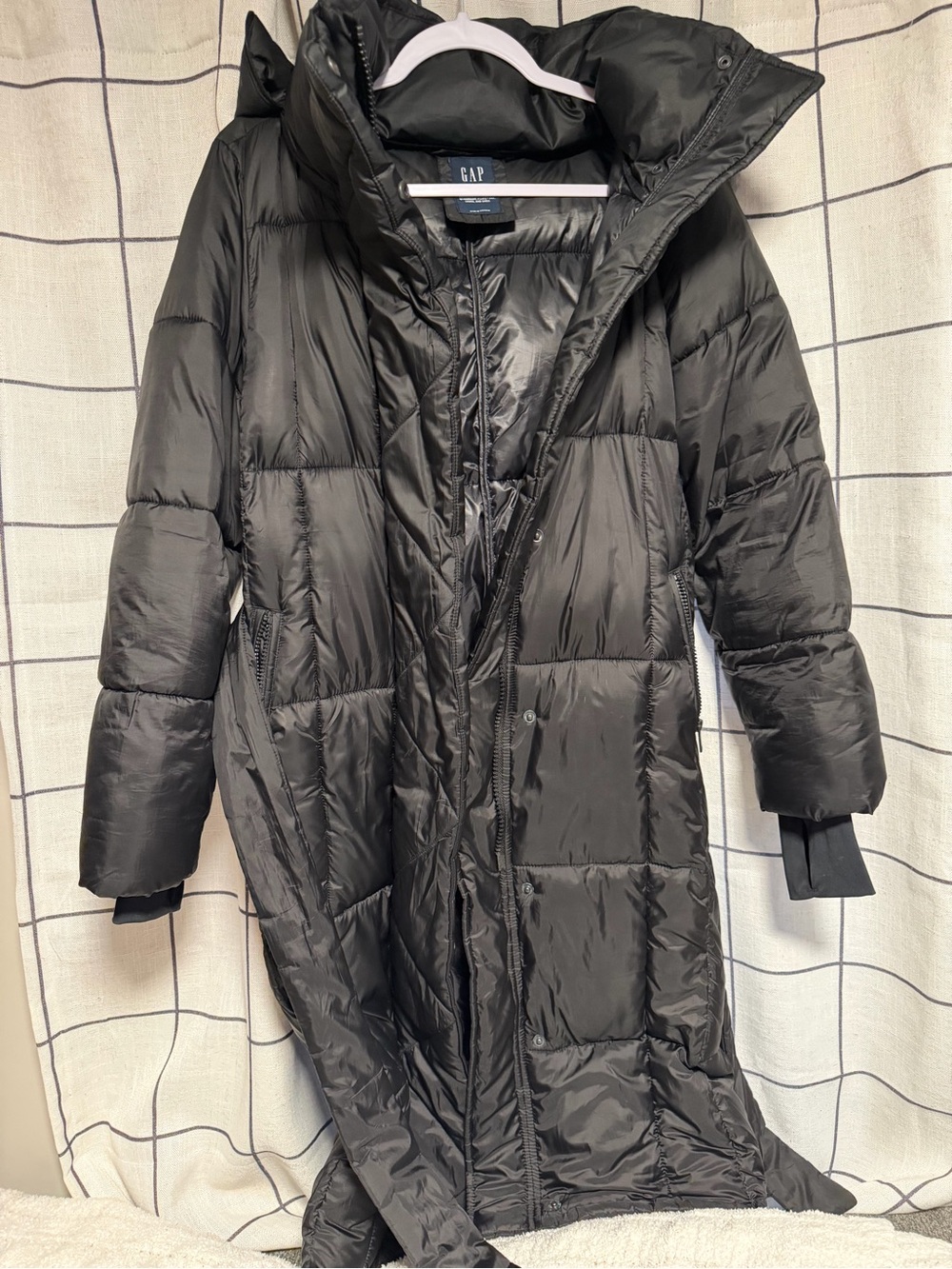 GAP Women's Long Black Quilted Puffer Coat with Hood